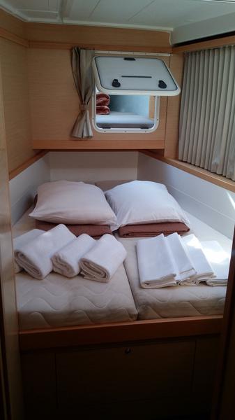 Book yachts online - catamaran - Lagoon 39 - Hermes - rent