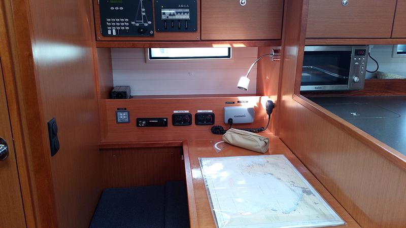Book yachts online - sailboat - Bavaria Cruiser 50 - Silver Cloud - rent
