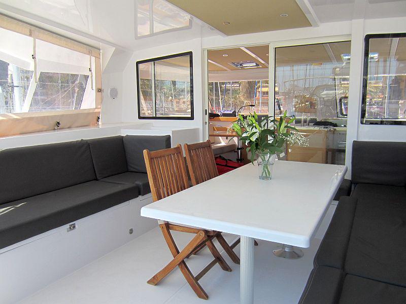 Book yachts online - catamaran - Nautitech 40 Open - Amara - rent