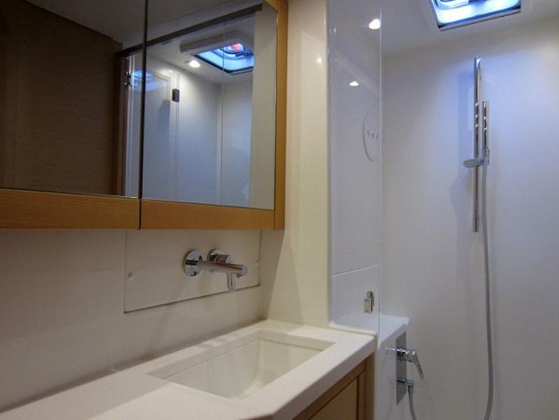 Book yachts online - catamaran - Lagoon 450 S - Anabella - rent
