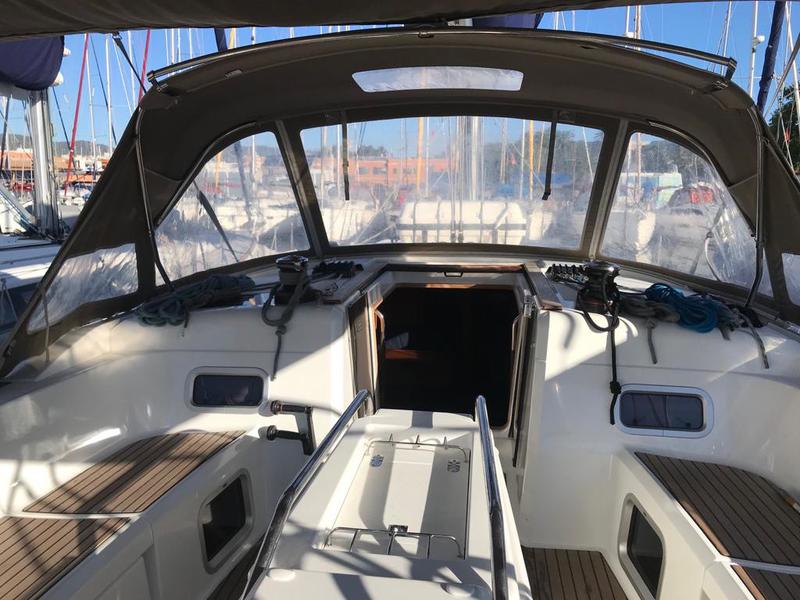 Book yachts online - sailboat - Sun Odyssey 519 - Alboran Bourbon (Las Galletas) - rent
