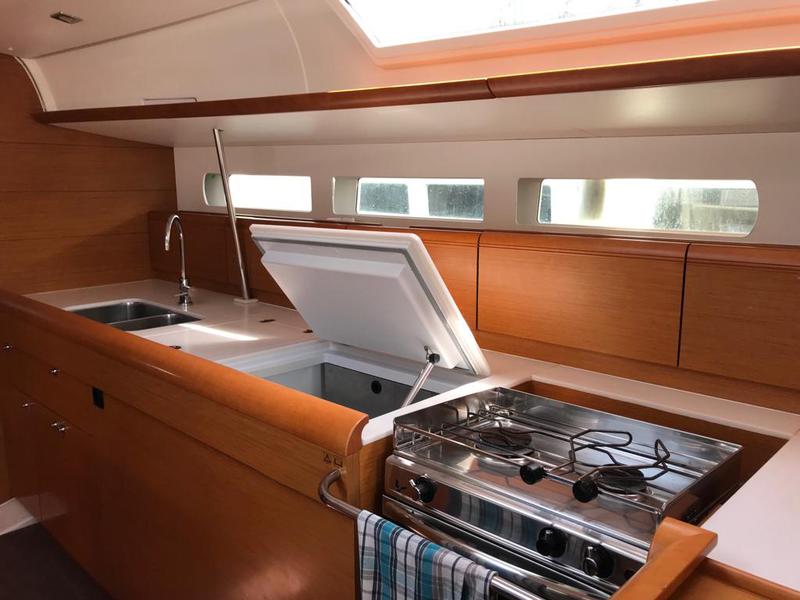 Book yachts online - sailboat - Sun Odyssey 519 - Alboran Cognac (Las Galletas) - rent