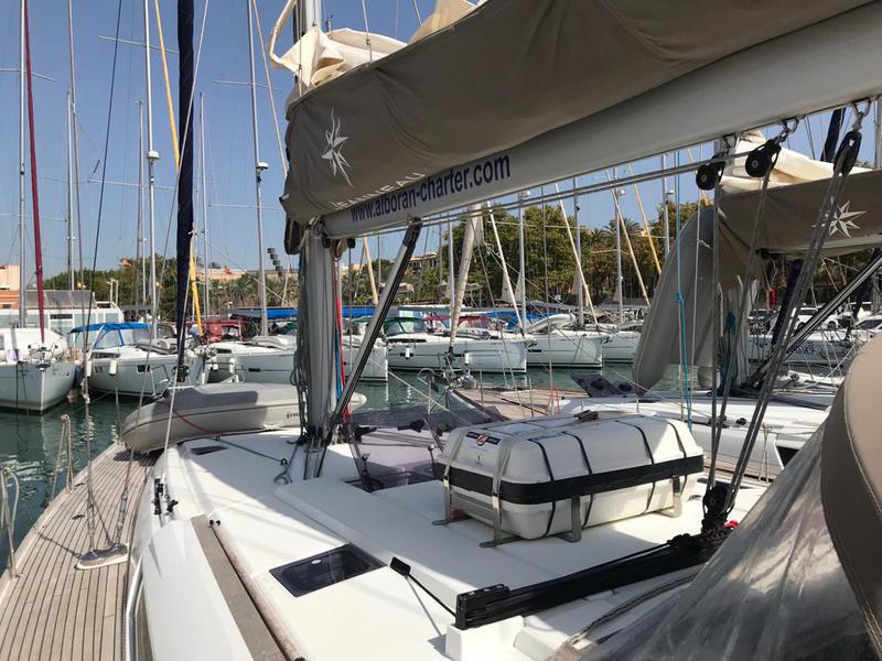 Book yachts online - sailboat - Sun Odyssey 519 - Alboran Cognac (Majorca) - rent