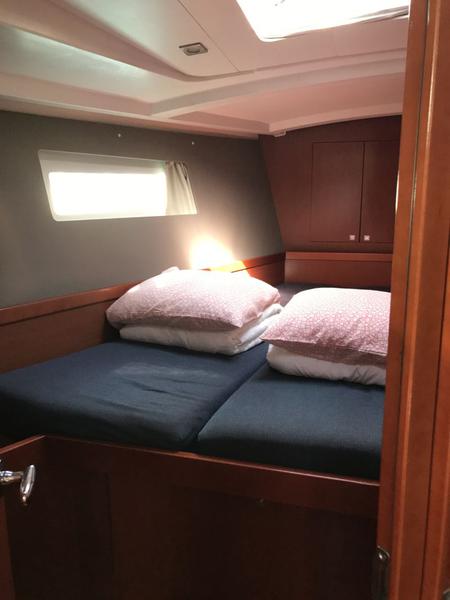 Book yachts online - sailboat - Oceanis 45-4 - Alboran XXXIV Nini (Majorca) - rent