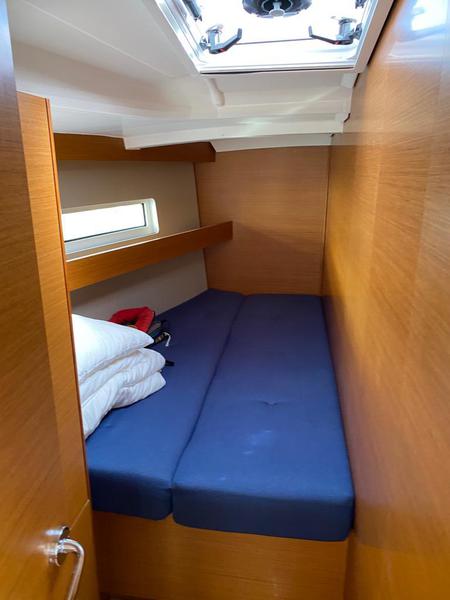 Book yachts online - sailboat - Sun Odyssey 440 - Alboran Caipiroska (Majorca) - rent