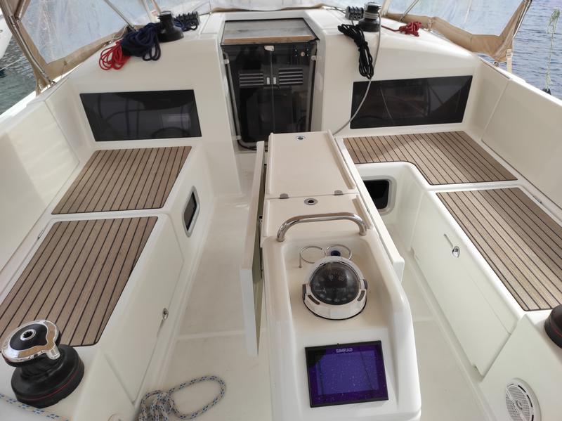 Book yachts online - sailboat - Sun Odyssey 440 - Alboran Caipiroska (Majorca) - rent