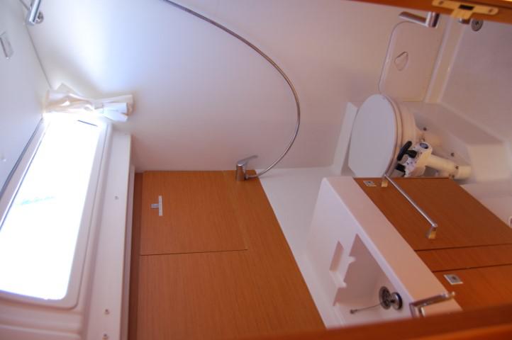Book yachts online - sailboat - Sun Odyssey 519 - Alboran Champagne (Radazul) - rent