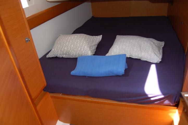 Book yachts online - sailboat - Sun Odyssey 519 - Alboran Champagne (Radazul) - rent