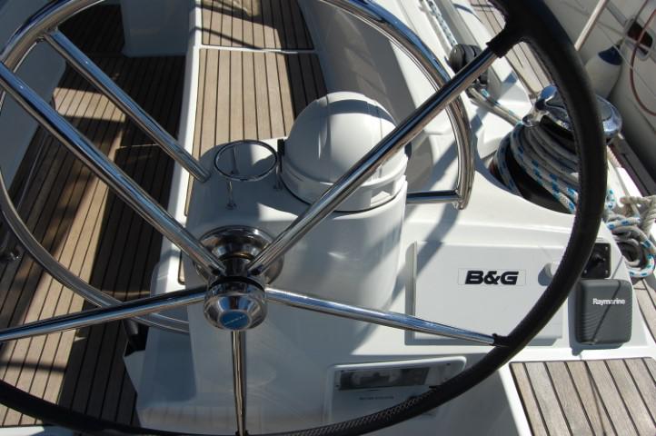 Book yachts online - sailboat - Sun Odyssey 519 - Alboran Champagne (Radazul) - rent