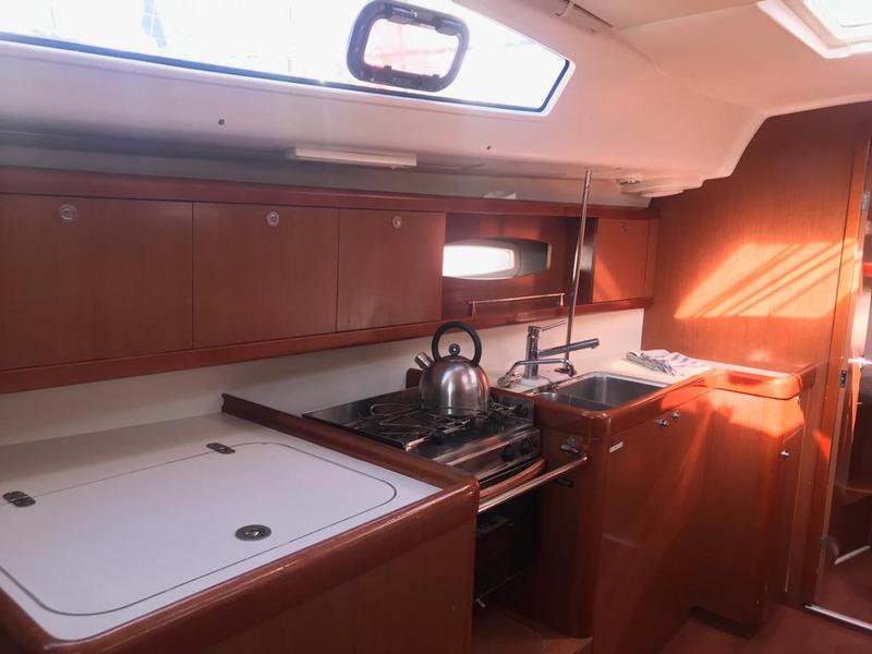 Book yachts online - sailboat - Oceanis 40 - Alboran XXXIII Chachi (Majorca) - rent