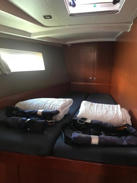 Book yachts online - sailboat - Oceanis 45-4 - Alboran Gin Fizz (Majorca) - rent