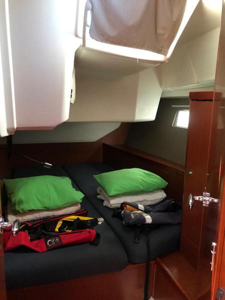 Book yachts online - sailboat - Oceanis 45-4 - Alboran Gin Fizz (Majorca) - rent