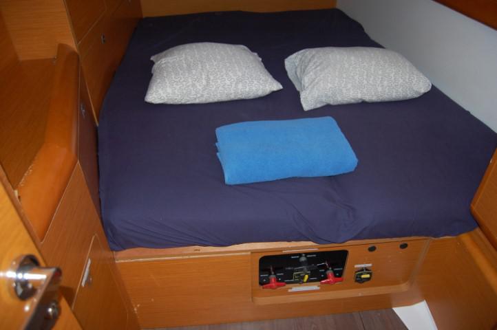 Book yachts online - sailboat - Sun Odyssey 519 - Alboran Champagne (Majorca) - rent