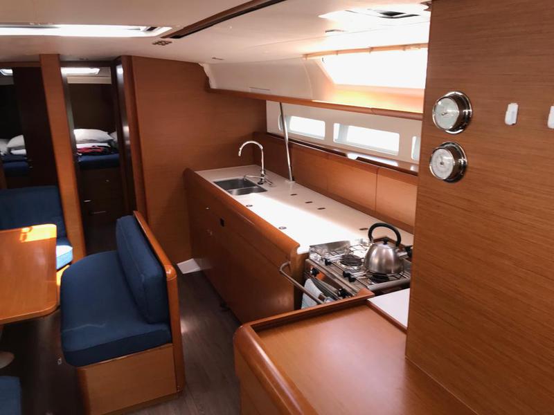 Book yachts online - sailboat - Sun Odyssey 519 - Alboran Prosecco (Majorca) - rent