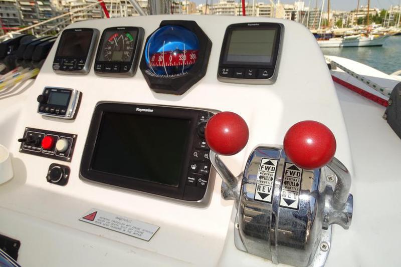 Book yachts online - catamaran - Leopard 44 - La Luna (Majorca) - rent