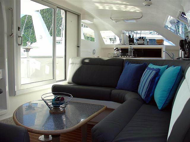 Book yachts online - catamaran - Voyage 440 - Alboran Mahanga Cuba - rent