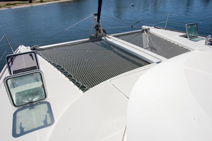Book yachts online - catamaran - Lagoon 410 - Sofia Cuba - rent