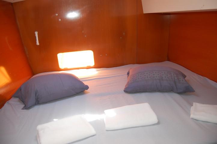 Book yachts online - catamaran - Lagoon 410 - Sofia Cuba - rent