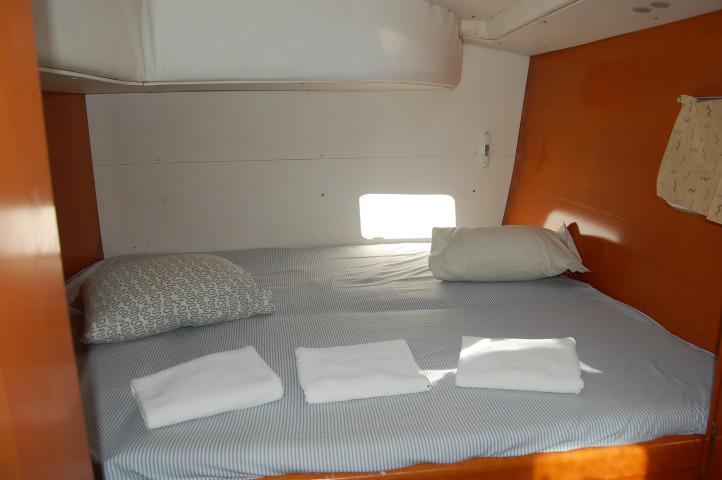 Book yachts online - catamaran - Lagoon 410 - Sofia Cuba - rent
