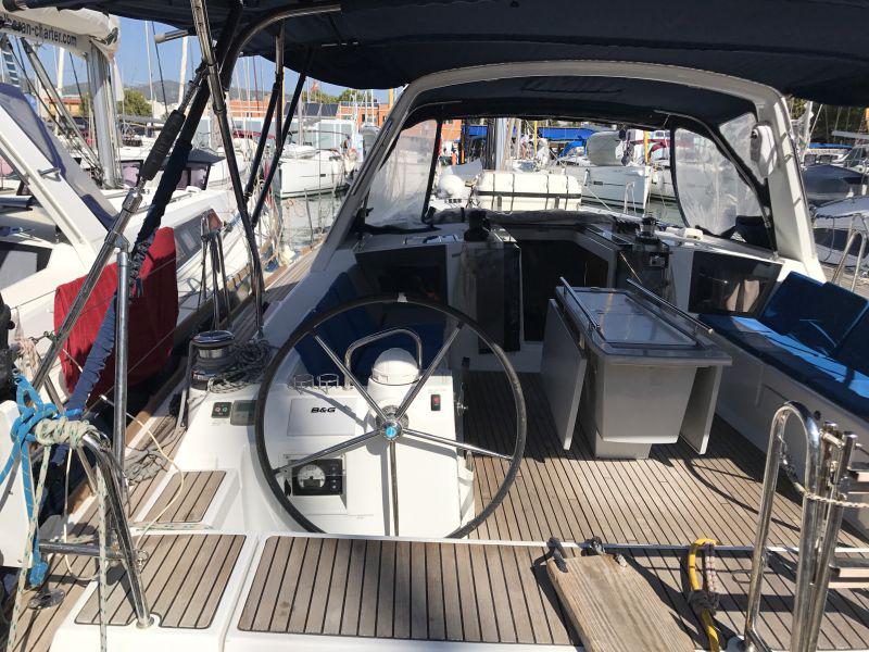 Book yachts online - sailboat - Oceanis 45-4 - Alboran XXXIV Nini (Radazul) - rent
