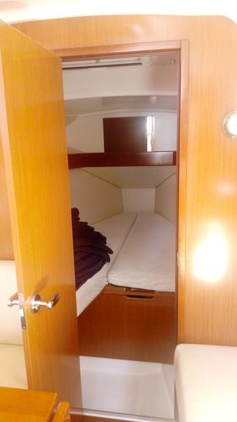 Book yachts online - sailboat - Oceanis 31 - TRIZONIA  - rent