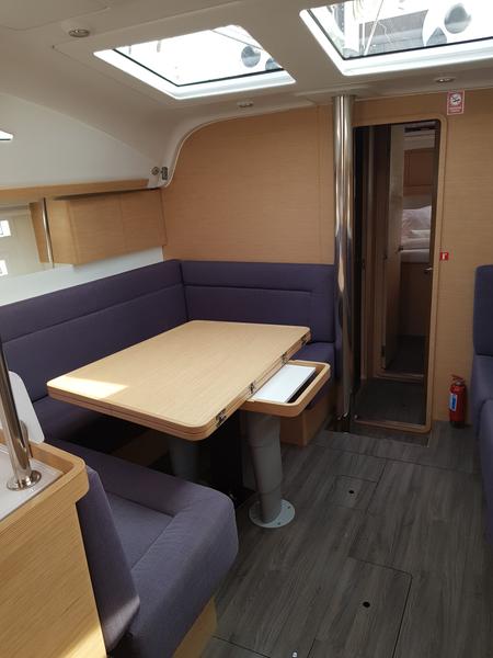 Book yachts online - sailboat - Elan Impression 45 - Filin - rent