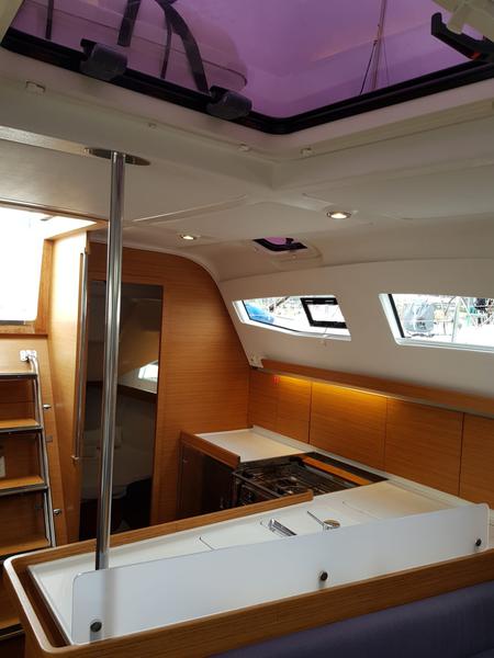 Book yachts online - sailboat - Elan Impression 45 - Lasta - rent