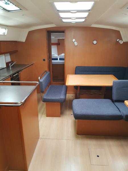 Book yachts online - sailboat - Bavaria Cruiser 45 - Orlan - rent