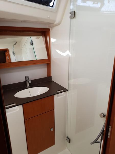 Book yachts online - sailboat - Bavaria Cruiser 51 - Kondor - rent