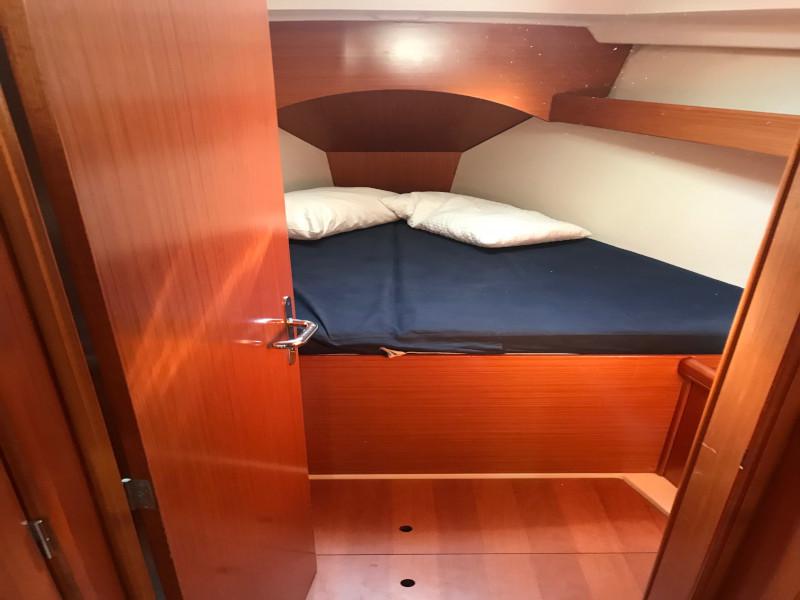 Book yachts online - sailboat - BENETEAU  Cyclades 43.4 2008/REFIT 2019 - RUBY  - rent