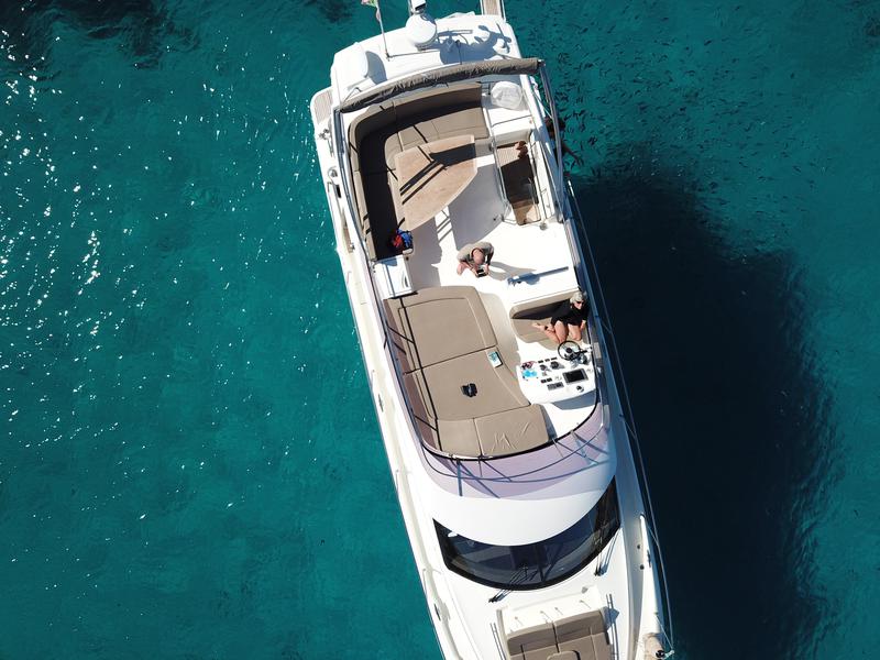 Book yachts online - motorboat - Prestige 500 Fly - Sardegna Blu - rent