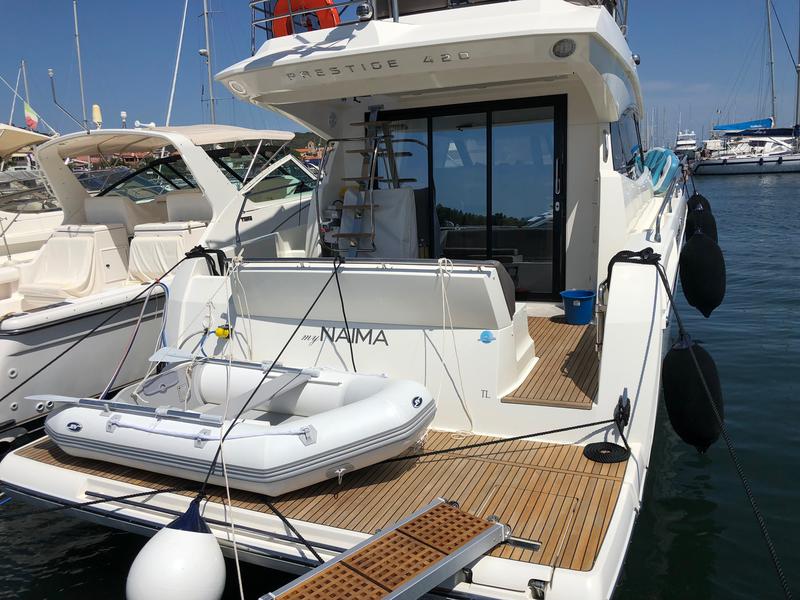 Book yachts online - motorboat - Prestige 420 Fly - My NAIMA - rent