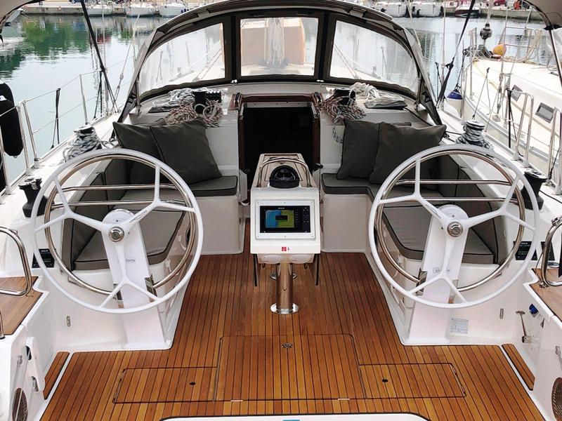 Book yachts online - sailboat - Bavaria 46 Cruiser - Michael Bavaria 46 Cruiser - rent