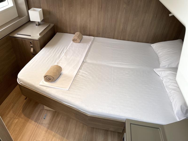 Book yachts online - catamaran - Bali 4.6 - Poseidon - rent