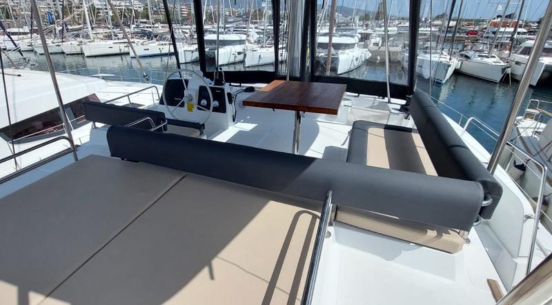Book yachts online - catamaran - Bali 4.6 - Poseidon - rent