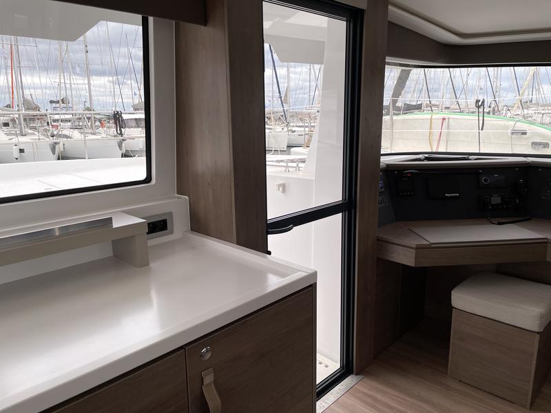 Book yachts online - catamaran - Bali 4.6 - Poseidon - rent