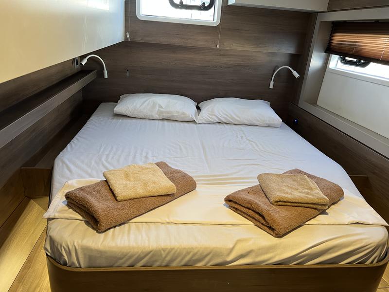 Book yachts online - catamaran - Bali 4.4 - Emmelia - rent
