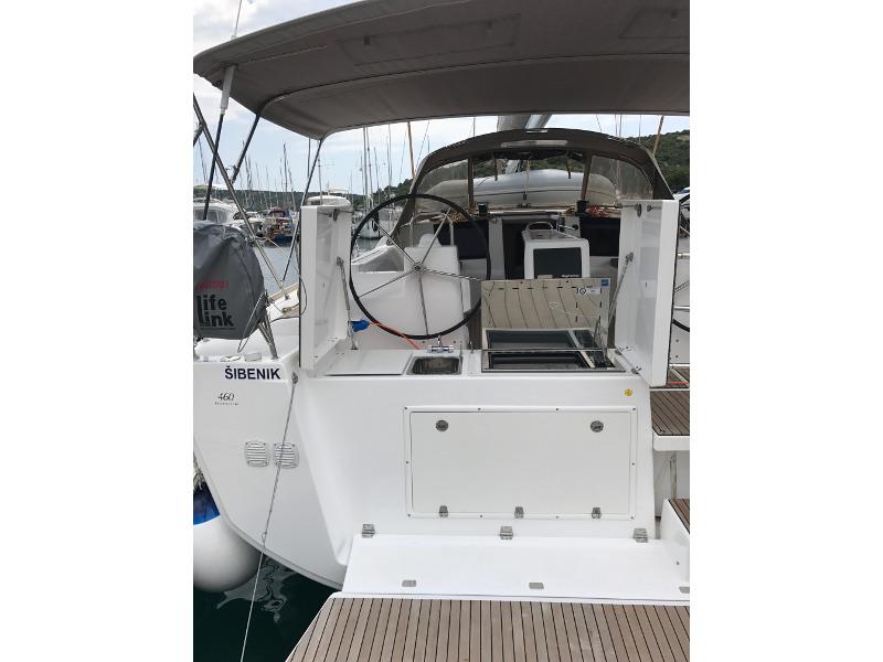 Book yachts online - sailboat - Dufour 460 Grand Large - MADICKEN 2018+AC - rent