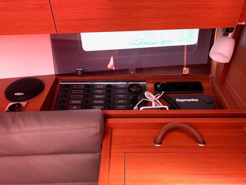 Book yachts online - sailboat - Dufour 350 Grand Large - RONJA 2017 - rent