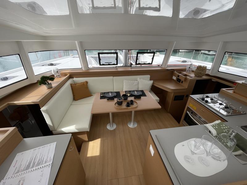Book yachts online - catamaran - Excess 11 - Saona - rent