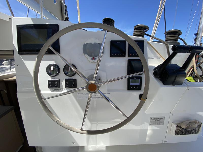 Book yachts online - catamaran - Lucia 40 - Papaya (!!!from Monday!)) - rent