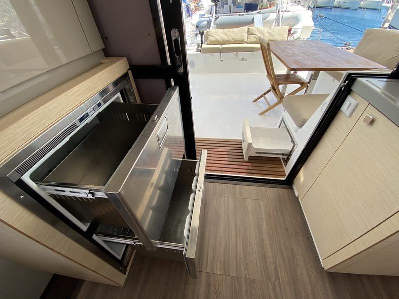 Book yachts online - catamaran - Lucia 40 - Papaya (!!!from Monday!)) - rent