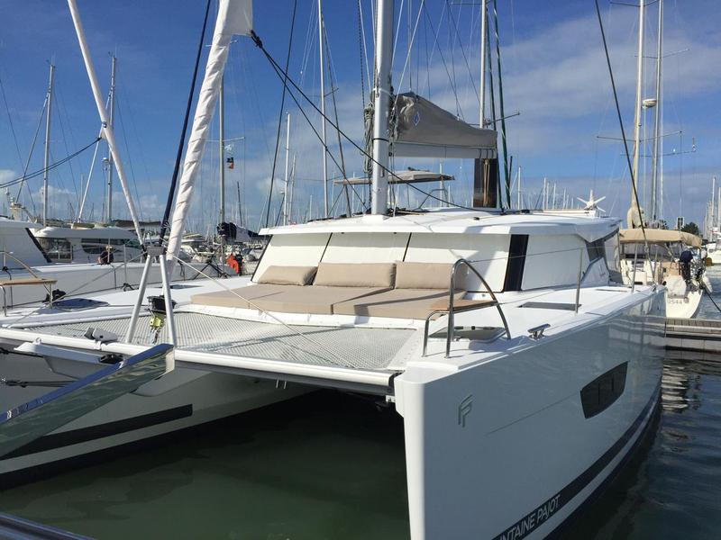 Book yachts online - catamaran - Lucia 40 - Papaya (!!!from Monday!)) - rent