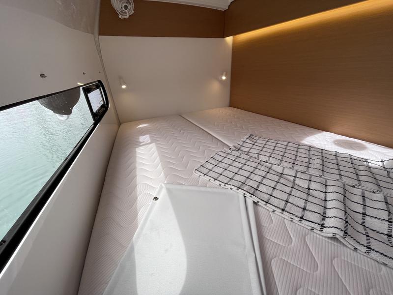 Book yachts online - catamaran - Excess 11 - Siesta - rent