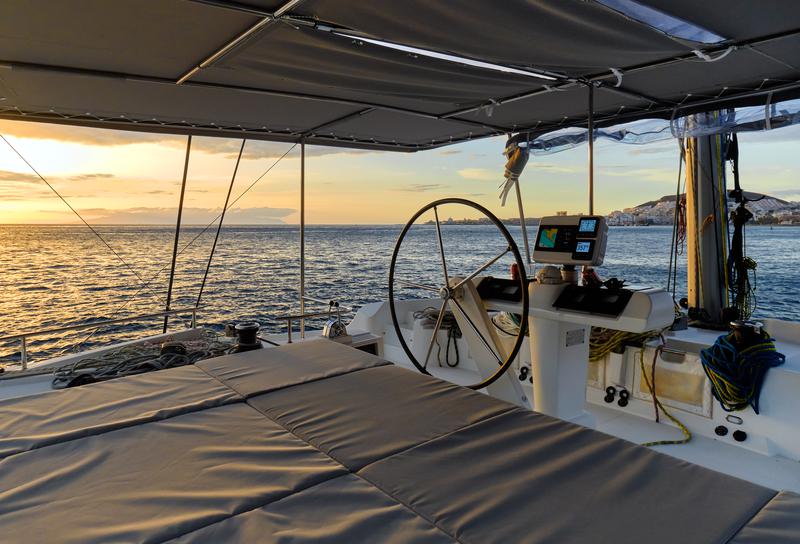Book yachts online - catamaran - Lagoon 52F - Neptuno  - rent