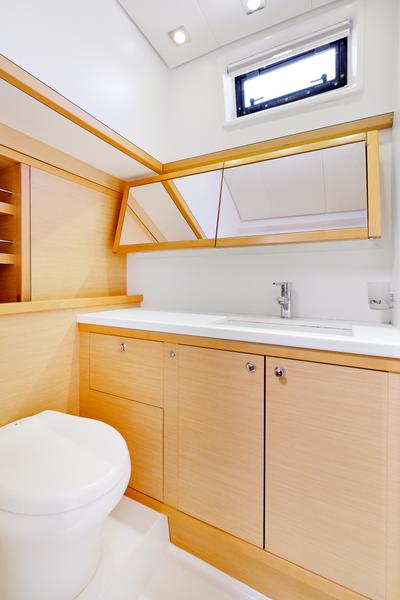 Book yachts online - catamaran - Lagoon 52F - Neptuno  - rent