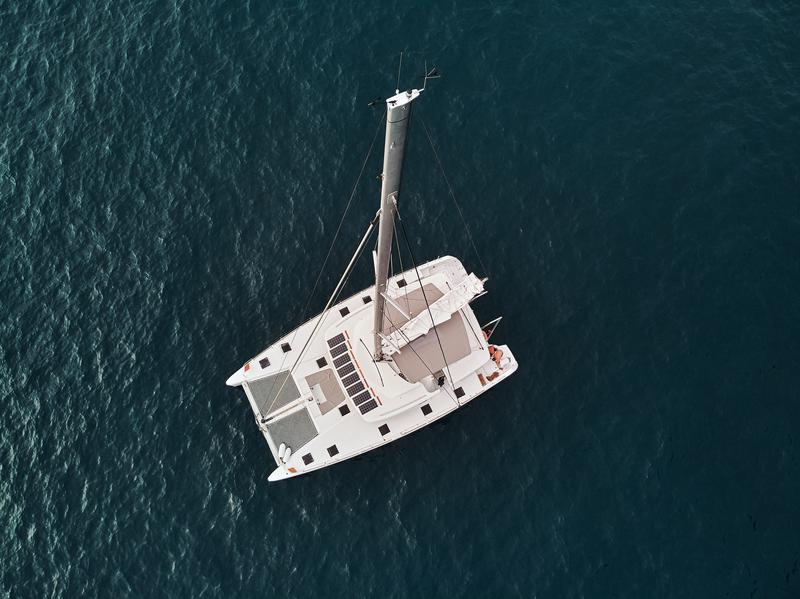 Book yachts online - catamaran - Lagoon 52F - Neptuno  - rent