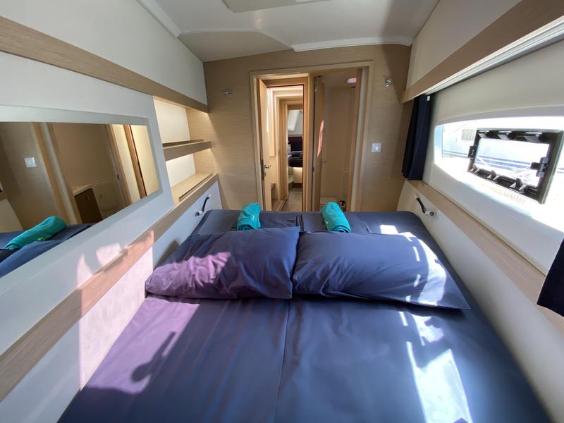 Book yachts online - catamaran - Lucia 40 - Aquila (!!!from Monday!) - rent