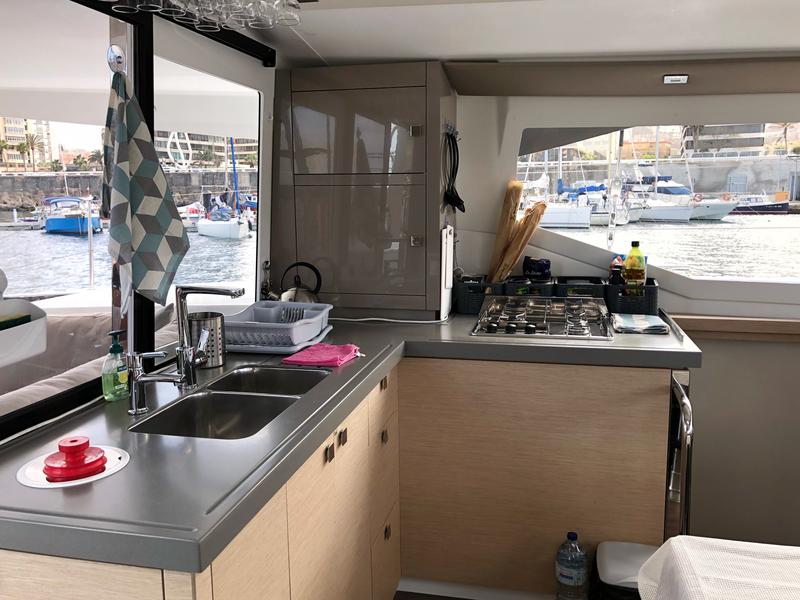 Book yachts online - catamaran - Lucia 40 - Aquila (!!!from Monday!) - rent