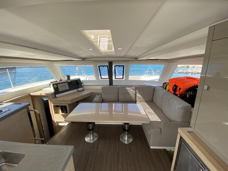 Book yachts online - catamaran - Lucia 40 - Aquila (!!!from Monday!) - rent